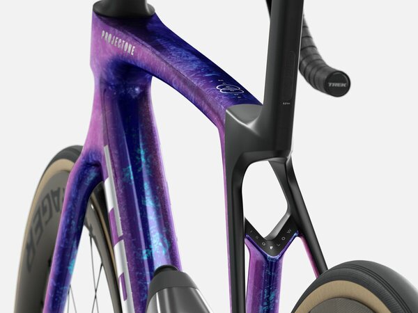 Bicykel Trek Madone SLR 9 Gen 8 Purple Phaze/Amethyst Marble 2026
