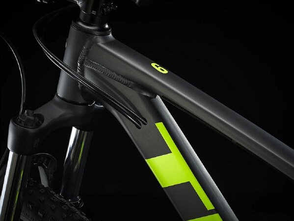 Bicykel Trek Marlin 6 Matte Dnister Black/Yellow E 2023