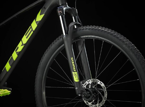 Bicykel Trek Marlin 6 Matte Dnister Black/Yellow E 2023