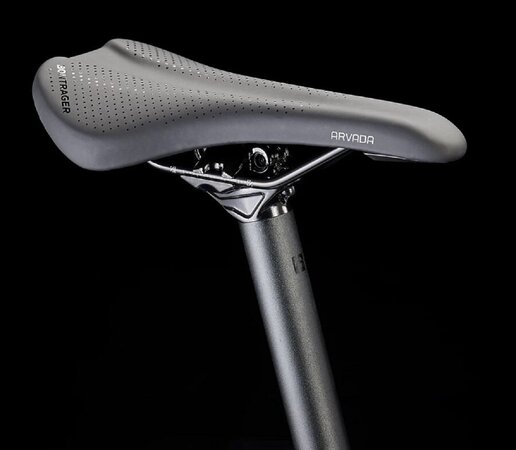 Bicykel Trek Marlin 6 Matte Dnister Black/Yellow E 2023