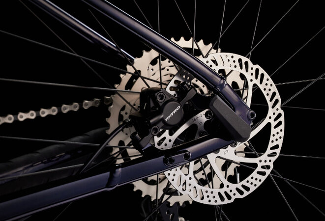 Bicykel Trek Marlin 6 Hex Blue to Deepdark Blue 2023