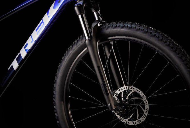 Bicykel Trek Marlin 6 Hex Blue to Deepdark Blue 2023