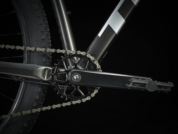 Bicykel Trek Marlin 6 Rage Red to Dnister Black Fade E 2023