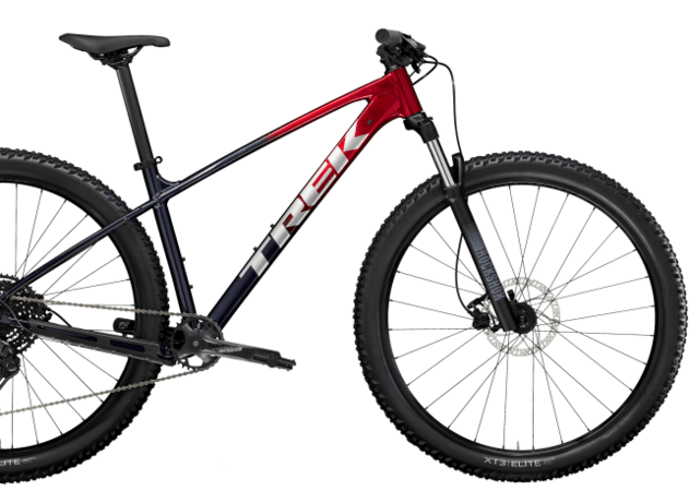 Bicykel Trek Marlin 6 Gen 3 Rage Red to Deep Dark Blue Fade 2025