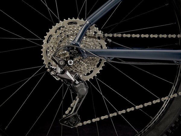 Bicykel Trek Marlin 7 Matte Nautical Navy/Matte Anthracite E 2023