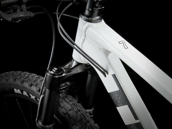 Bicykel Trek Marlin 7 Gen 3 Crystal White 2025