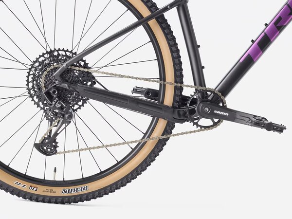 Bicykel Trek Marlin 7 Gen 3 Matte Dark Web/Clear Gloss Splatter 2026