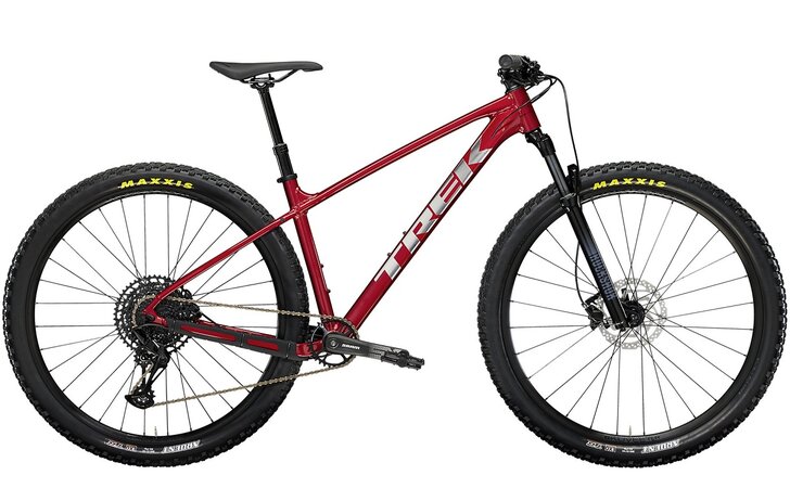 Bicykel Trek Marlin 8 Crimson 2023