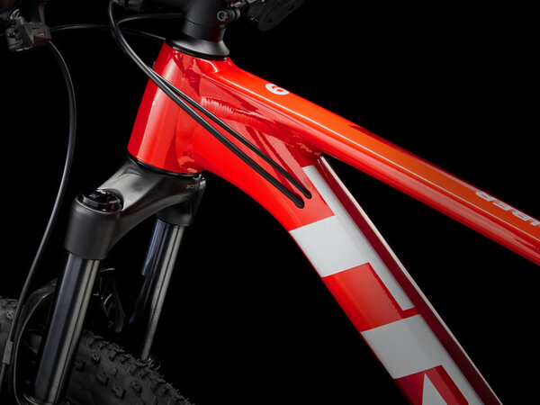 Bicykel Trek Procaliber 6 Viper Red/Crimson 2025
