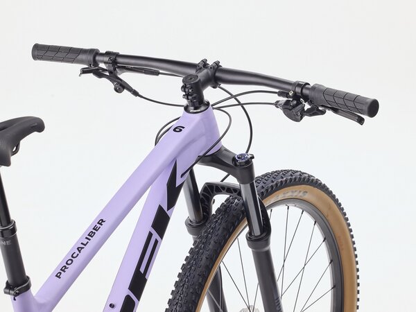 Bicykel Trek Procaliber 6 Lavender Haze 2026
