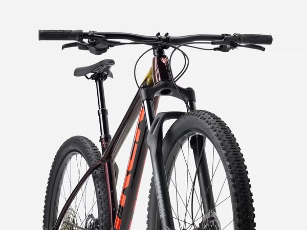 Bicykel Trek Procaliber 6 Red Serpentine 2027