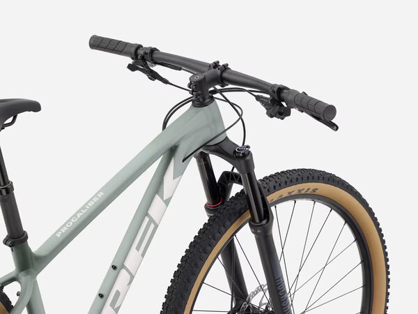 Bicykel Trek Procaliber 8 Desert Sage 2027