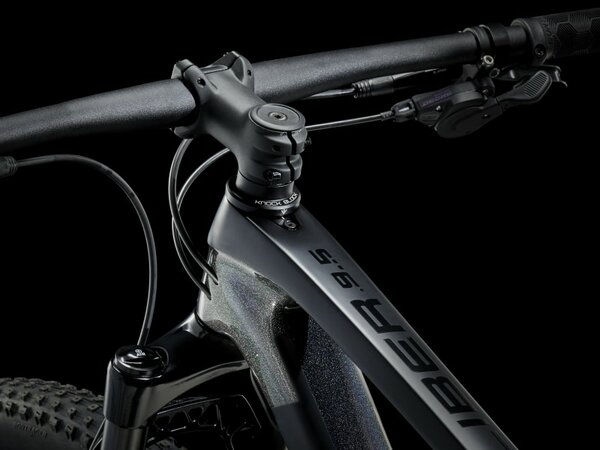 Bicykel Trek Procaliber 9.5 Gloss Dark Prismatic/Matte Trek Black 2024