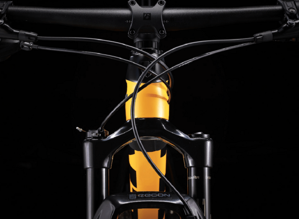 Bicykel Trek Procaliber 9.6 Satin Marigold/Deep Smoke 2023