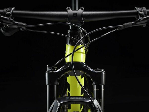 Bicykel Trek Procaliber 9.6 Volt/Raw Carbon 2022