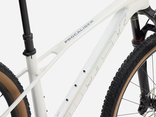 Bicykel Trek Procaliber 9.6 Gen 3 Crystal White 2027