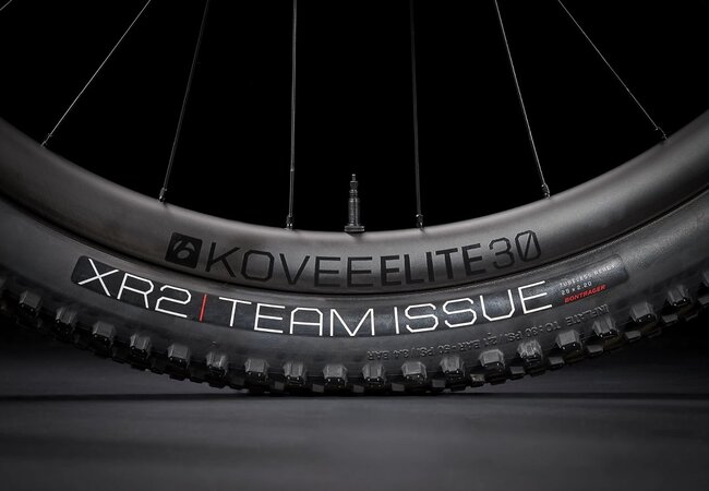 Bicykel Trek Procaliber 9.8 Crystal White/Trek Black 2021