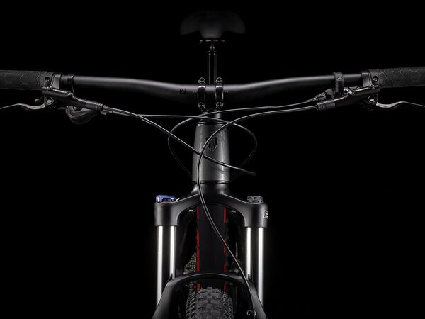 Bicykel Trek Roscoe 6 Lithium Grey/Cobra Blood 2023