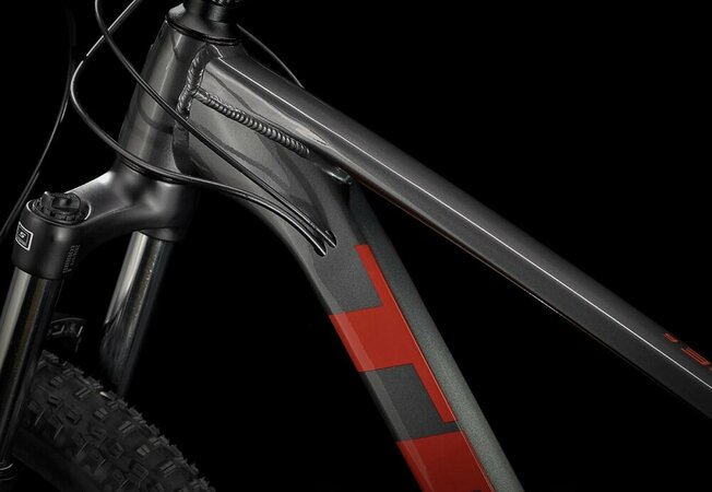 Bicykel Trek Roscoe 6 Lithium Grey/Cobra Blood E 2023