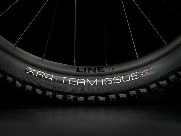 Bicykel Trek Roscoe 7 Miami Green/Trek Black E 2023