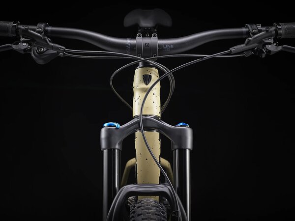 Bicykel Trek Roscoe 9 Matte Quicksand to Olive Fade/Black 2023