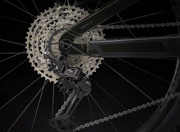 Bicykel Trek Slash 7 Black Olive 2022