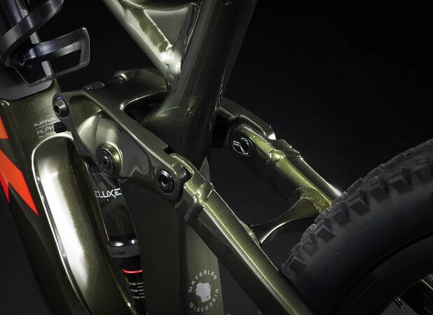 Bicykel Trek Slash 7 Black Olive 2022