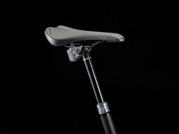 Bicykel Trek Model Slash SE Gen 5 Quicksand/ Battleship Blue 2025