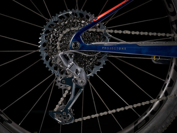 Bicykel Trek Supercaliber 9.8 GX Carbon Blue Smoke/Radioactive Coral 2021