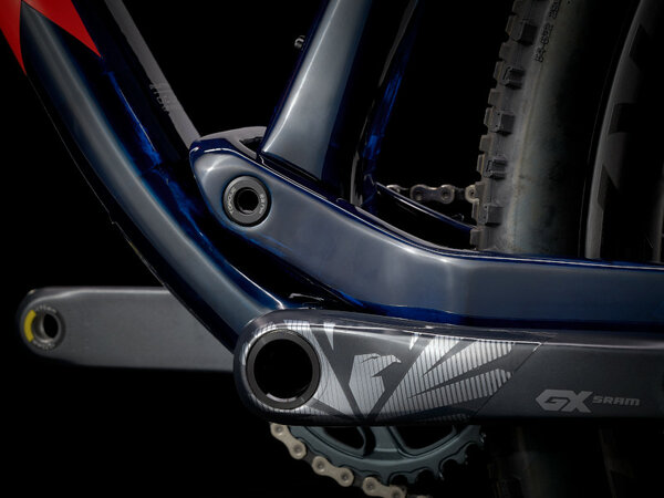 Bicykel Trek Supercaliber 9.8 GX Carbon Blue Smoke/Radioactive Coral 2021