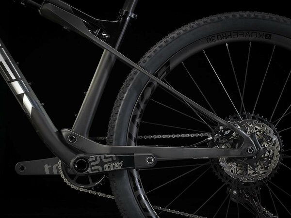 Bicykel Trek Supercaliber 9.8 XT Matte Raw Carbon/Gloss Trek Black 2022