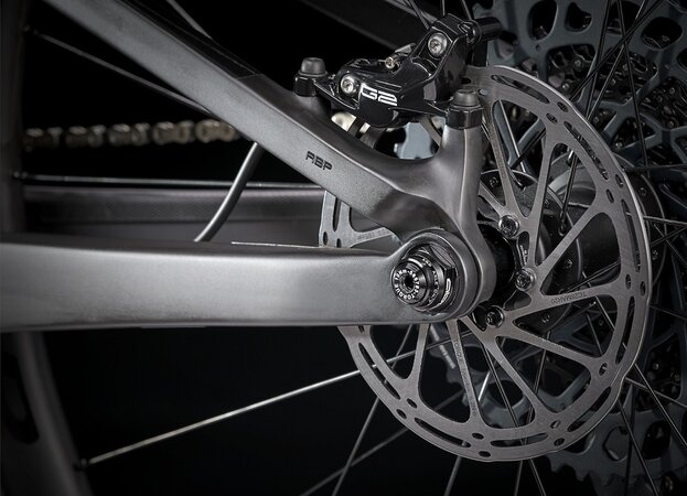 Bicykel Trek Top Fuel 9.8 GX Matte Raw Carbon/Voodoo Trek Black 2021