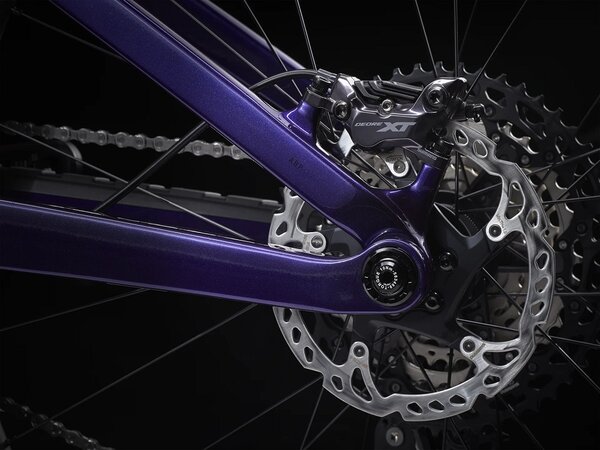 Bicykel Trek Top Fuel 9.8 XT Marigold to Red to Purple Abyss Fade 2022