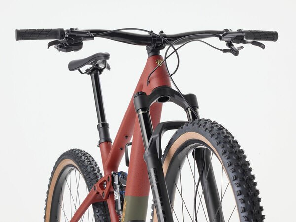 Bicykel Trek Top Fuel 9.8 XT Di2 Gen 4 Matte Sedona Red/Pennyflake 2026