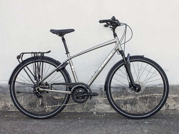 Bicykel Trek Verve 3 Equipped Metallic Gunmetal E 2022