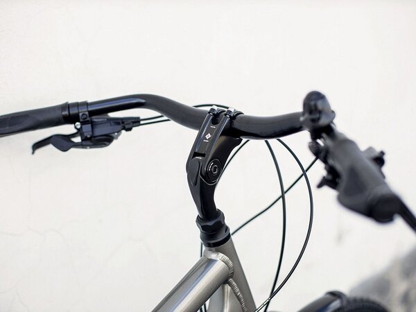 Bicykel Trek Verve 3 Equipped Metallic Gunmetal E 2022