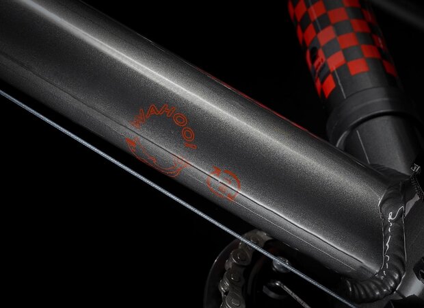 Bicykel Trek Wahoo 20 Lithium Grey/Radioactive Red 2022