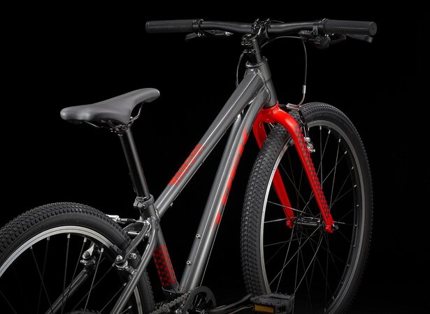 Bicykel Trek Wahoo 24 Lithium Grey/Radioactive Red 2022