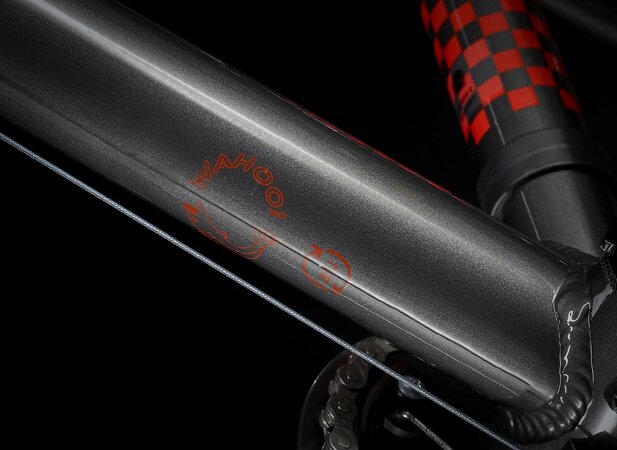 Bicykel Trek Wahoo 24 Lithium Grey/Radioactive Red 2022