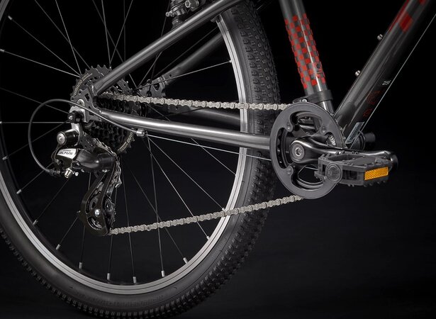 Bicykel Trek Wahoo 24 Lithium Grey/Radioactive Red 2022