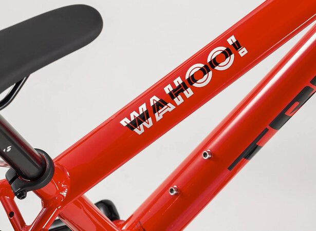 Bicykel Trek Wahoo 26 Viper Red/Trek Black 2022