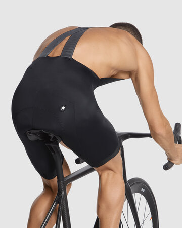 Cyklistické nohavice Assos EQUIPE R Bib Shorts S9 Black