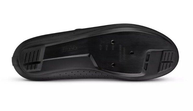 Cyklistické tretry Fizik Vento Omna Black