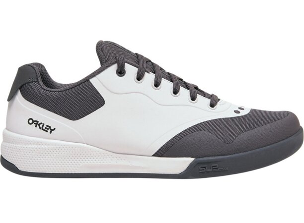 Cyklistické tretry Oakley Drift RC MTB Lunar Rock Cyklistické tretry Oakley Drift RC MTB Lunar Rock