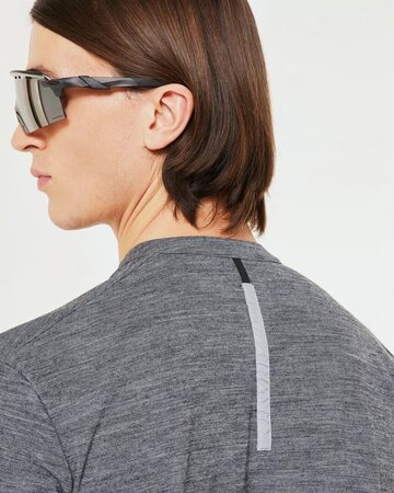 Cyklistický dres Oakley Off Grid SS Tech Tee Blackout