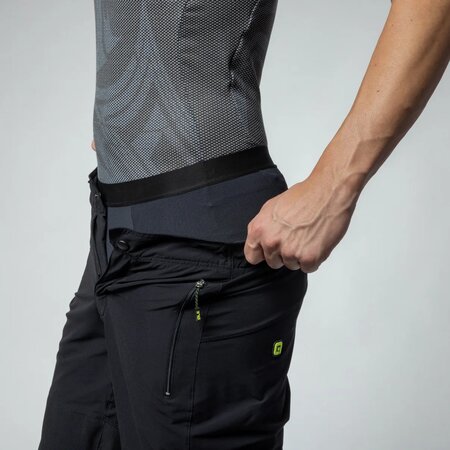 Cyklistické krátke nohavice ALÉ Enduro Padded Liner Black