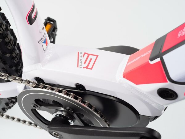 Elektrobicykel Crussis e-Guera 5.7 White/Pink E 2022