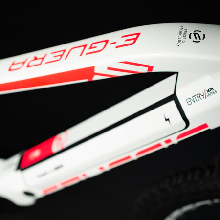 Elektrobicykel Crussis e-Guera 5.8 White E 2023