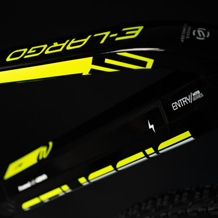 Elektrobicykel Crussis e-Largo 5.8 Black/Yellow E 2023