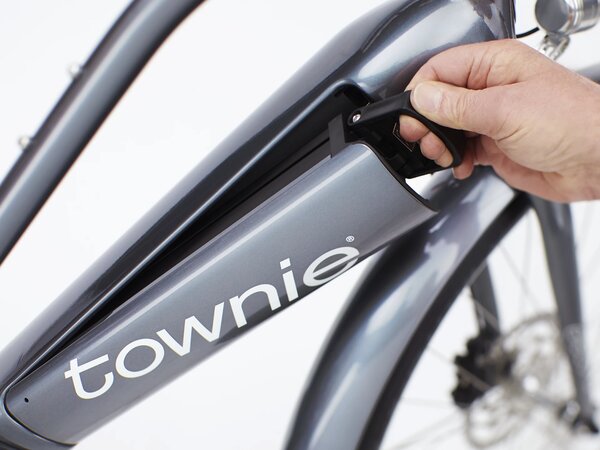 Elektrobicykel Electra Townie Path Go! 5i Step-Thru Holographic E 2022